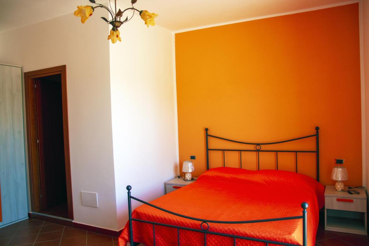 La Casa Sulla Collina Bed and Breakfast Altavilla Silentina Buitenkant foto